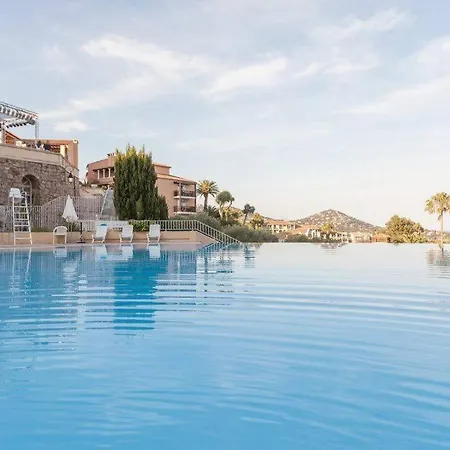 Apartment Cadre D'exception: Panoramic Sea View In Saint-raphael